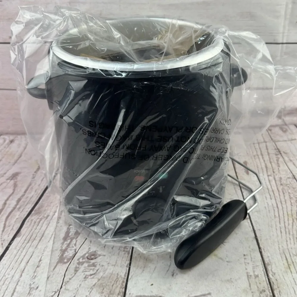 Mainstays 2 Qt Deep Fryer Matte Black 1000W Basket No Lid Open Box